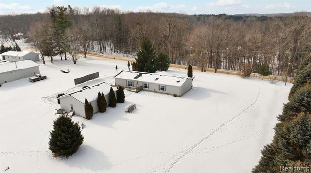 3220 N Summers Road, Imlay City, MI 48444