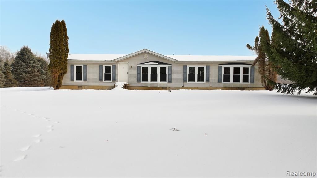 3220 N Summers Road, Imlay City, MI 48444