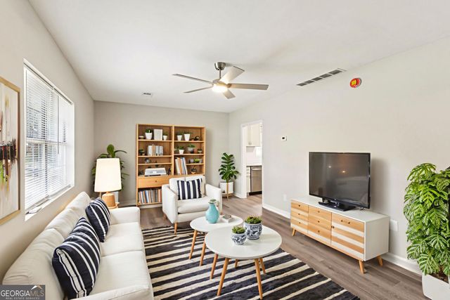 1776 N Olympian Way SW, Atlanta, GA 30310