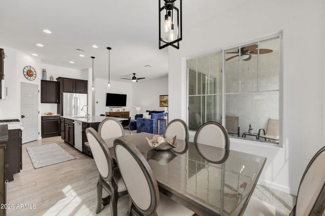 10609 E NARANJA Avenue, Mesa, AZ 85209