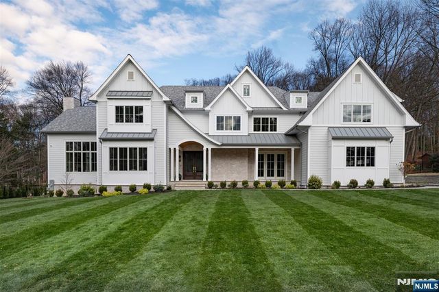 121 Jacquelin Avenue, Ho-ho-kus, NJ 07423