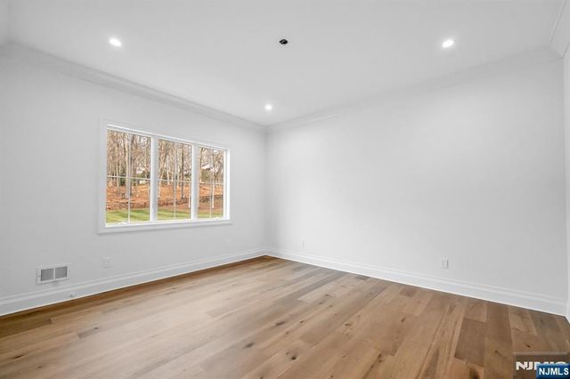 121 Jacquelin Avenue, Ho-ho-kus, NJ 07423