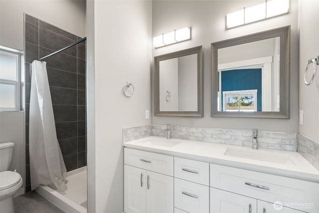 1559 Thompson Drive, Bremerton, WA 98337