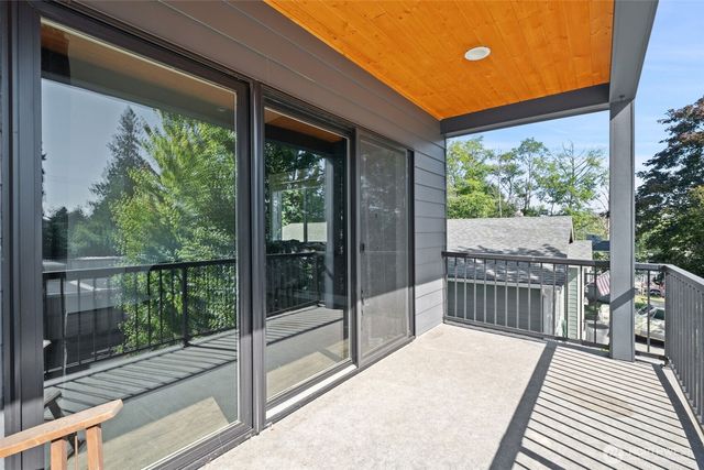 1559 Thompson Drive, Bremerton, WA 98337