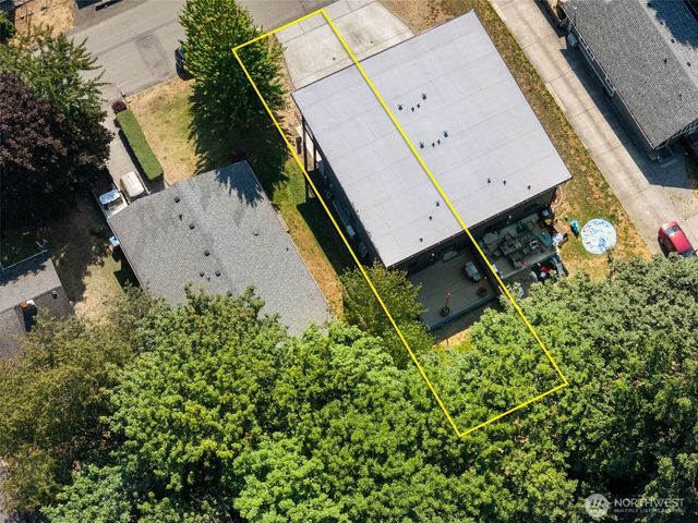 1559 Thompson Drive, Bremerton, WA 98337