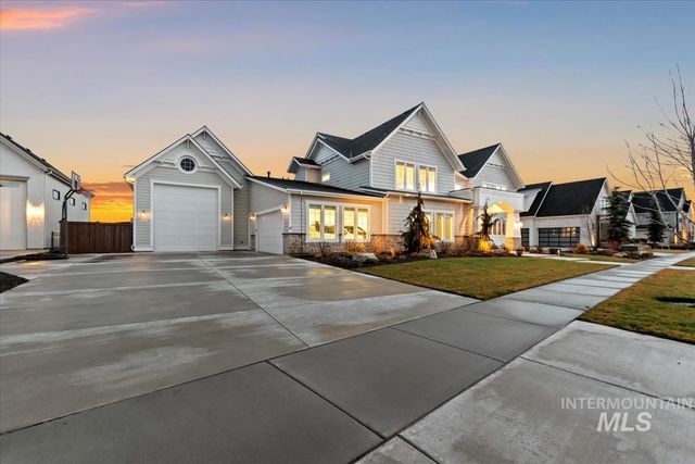 5032 W Oakford Dr., Meridian, ID 83646