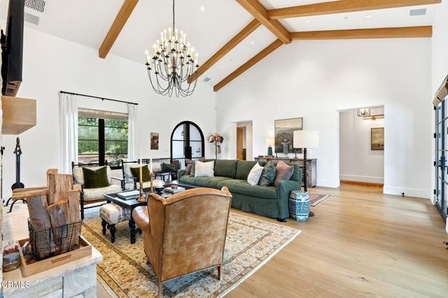 130 Avocado Place, Camarillo, CA 93010