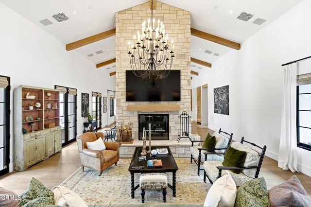 130 Avocado Place, Camarillo, CA 93010