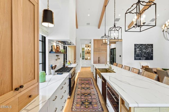 130 Avocado Place, Camarillo, CA 93010