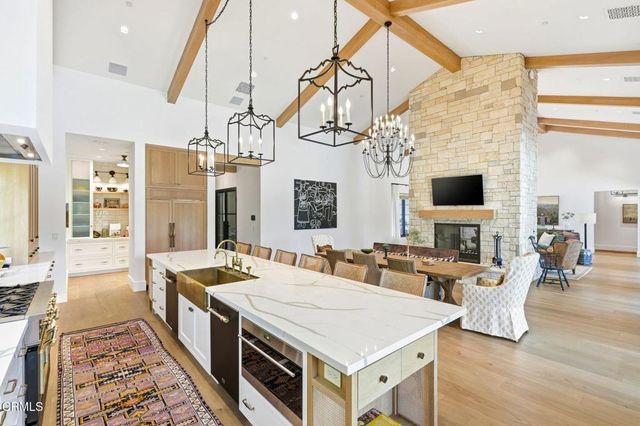 130 Avocado Place, Camarillo, CA 93010