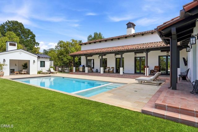 130 Avocado Place, Camarillo, CA 93010