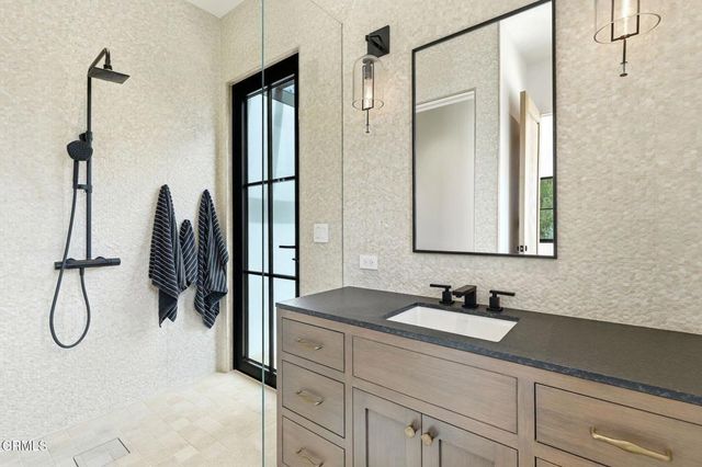 130 Avocado Place, Camarillo, CA 93010