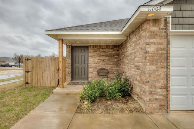 11604 SW 12th Street, Yukon, OK 73099