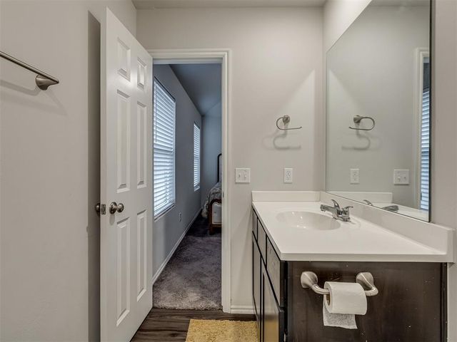 11604 SW 12th Street, Yukon, OK 73099