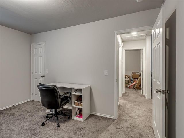 11604 SW 12th Street, Yukon, OK 73099