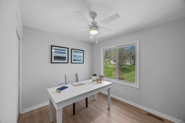 12246 Oxbow Drive, Eden Prairie, MN 55347