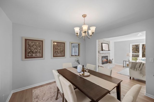 12246 Oxbow Drive, Eden Prairie, MN 55347