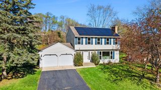 12246 Oxbow Drive, Eden Prairie, MN 55347