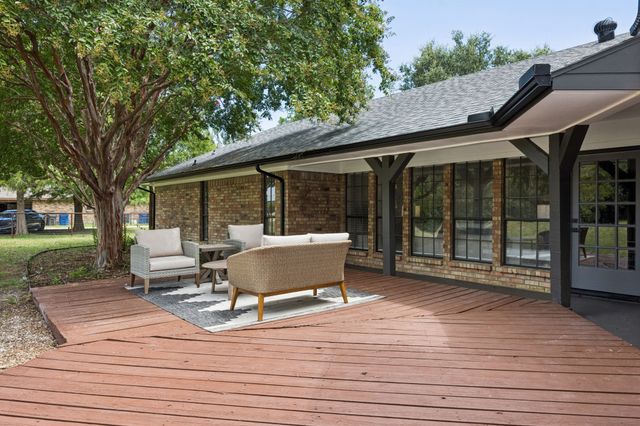 10 Chisholm Trail, Lucas, TX 75002