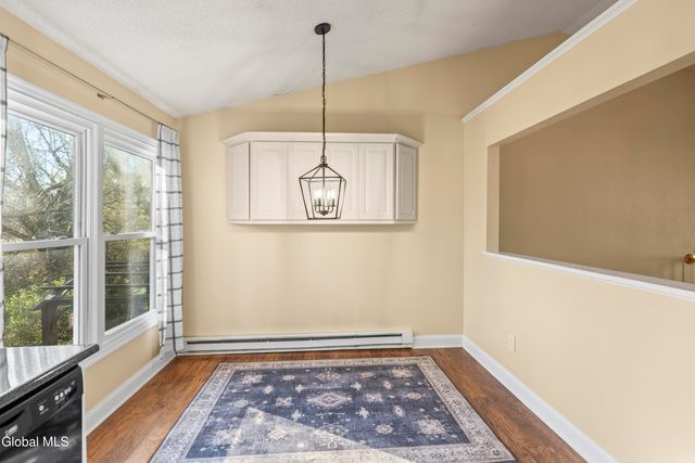 87 Algonquin Road, Clifton Park, NY 12065