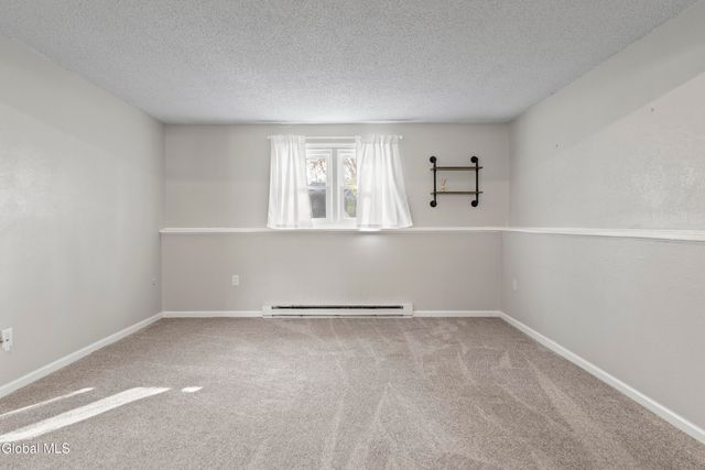 87 Algonquin Road, Clifton Park, NY 12065