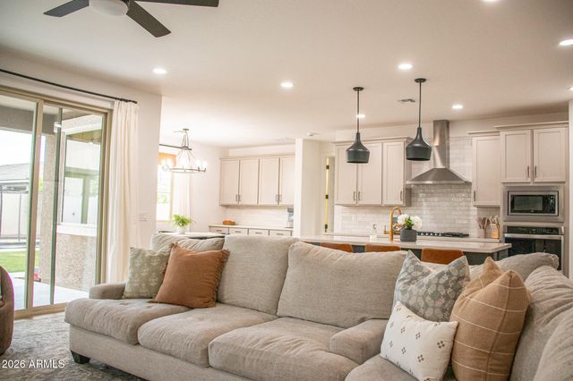 9749 E SEISMIC Avenue, Mesa, AZ 85212