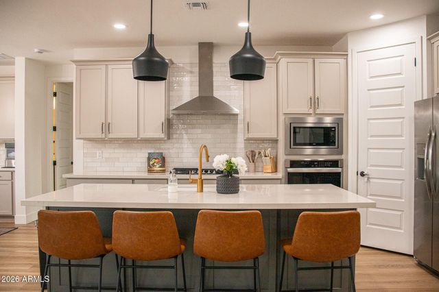 9749 E SEISMIC Avenue, Mesa, AZ 85212