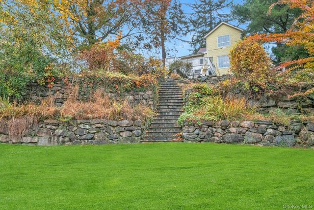 733 Stuart Avenue, Mamaroneck, NY 10543