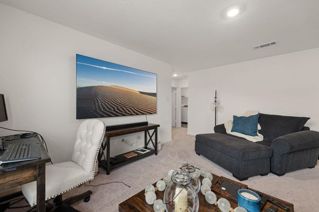 718 Amesbury Road, Conroe, TX 77316