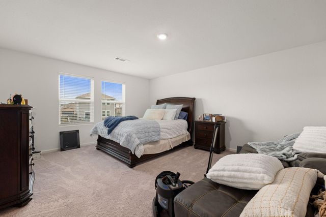 718 Amesbury Road, Conroe, TX 77316