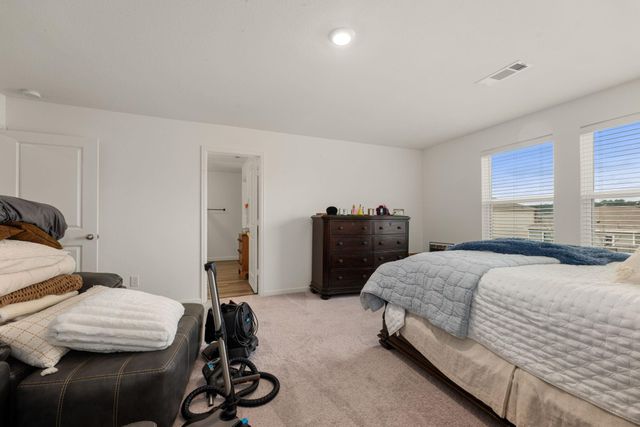 718 Amesbury Road, Conroe, TX 77316