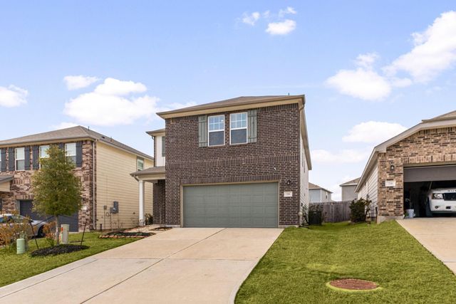 718 Amesbury Road, Conroe, TX 77316