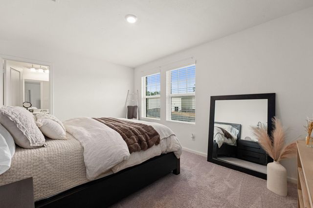 718 Amesbury Road, Conroe, TX 77316