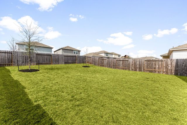 718 Amesbury Road, Conroe, TX 77316