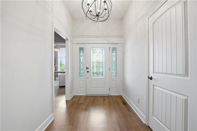 9892 Hollis Lane, Lenexa, KS 66227