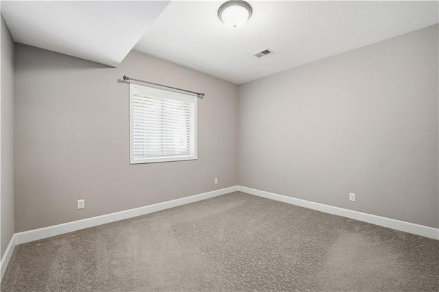 9892 Hollis Lane, Lenexa, KS 66227