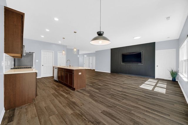 1633 Gustafson Avenue, Chesterton, IN 46304