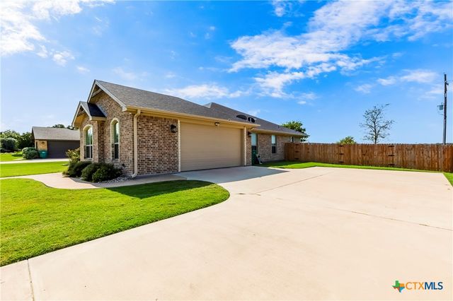107 Northern Avenue, Gatesville, TX 76528