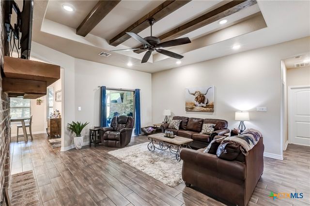 107 Northern Avenue, Gatesville, TX 76528