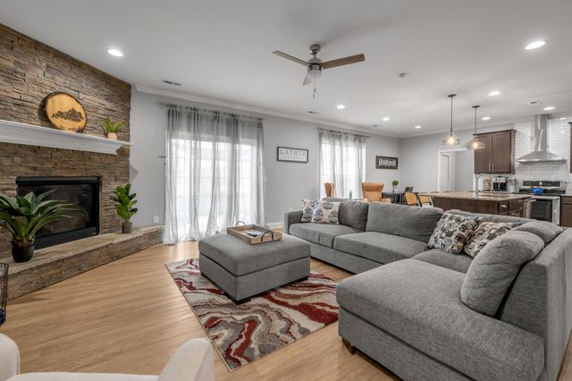 527 Estrella Drive, Lexington, KY 40511