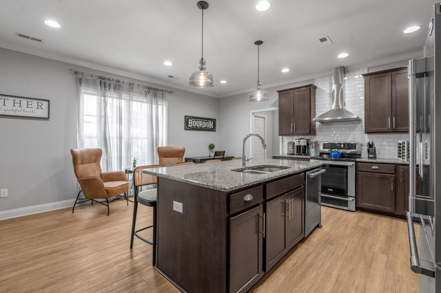 527 Estrella Drive, Lexington, KY 40511