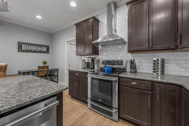 527 Estrella Drive, Lexington, KY 40511