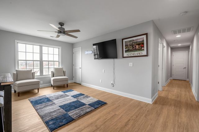 527 Estrella Drive, Lexington, KY 40511