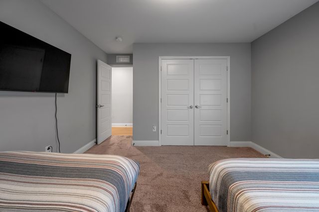 527 Estrella Drive, Lexington, KY 40511