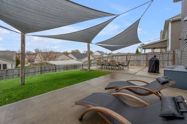 527 Estrella Drive, Lexington, KY 40511