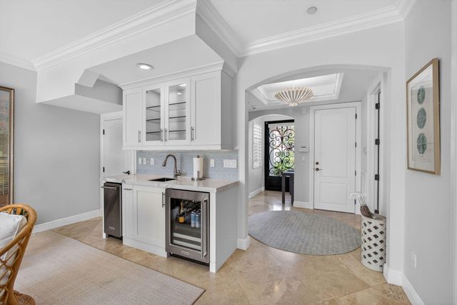 24 Marina Gardens Drive, Palm Beach Gardens, FL 33410