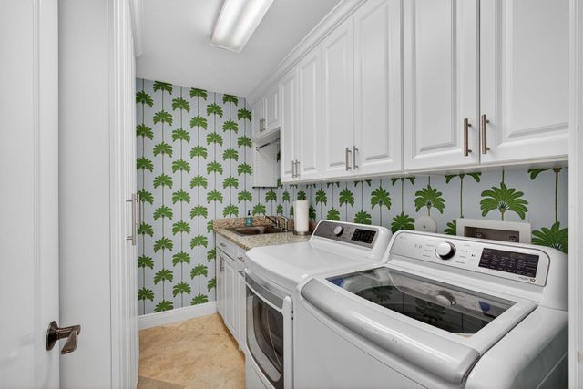 24 Marina Gardens Drive, Palm Beach Gardens, FL 33410