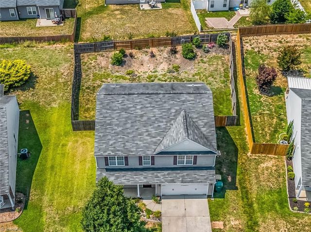 4555 Ramseur Drive, Winston-salem, NC 27101