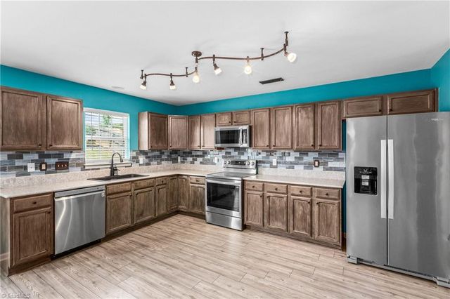 4555 Ramseur Drive, Winston-salem, NC 27101