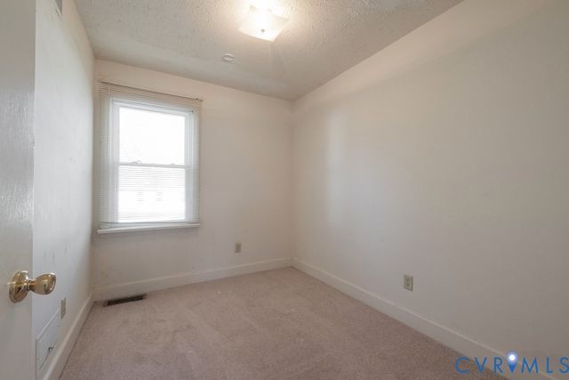 1715 W City Point Rd, Hopewell, VA 23860